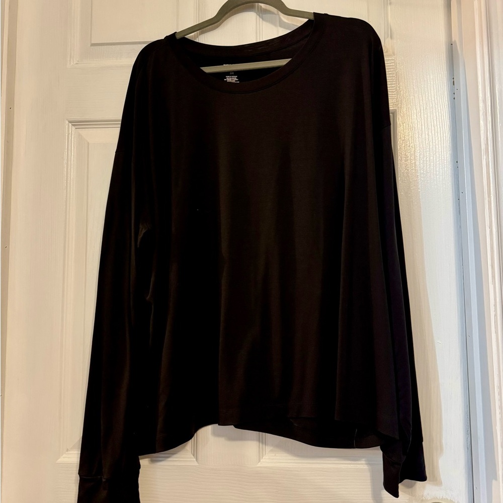 Tek Gear Black On-the-Go Top